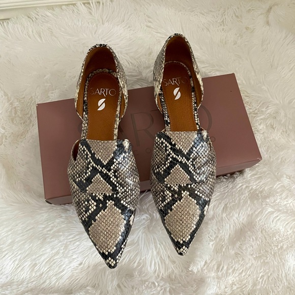 FRANCO SARTO snake print, cutout flats! Size 8.5 - Picture 1 of 5